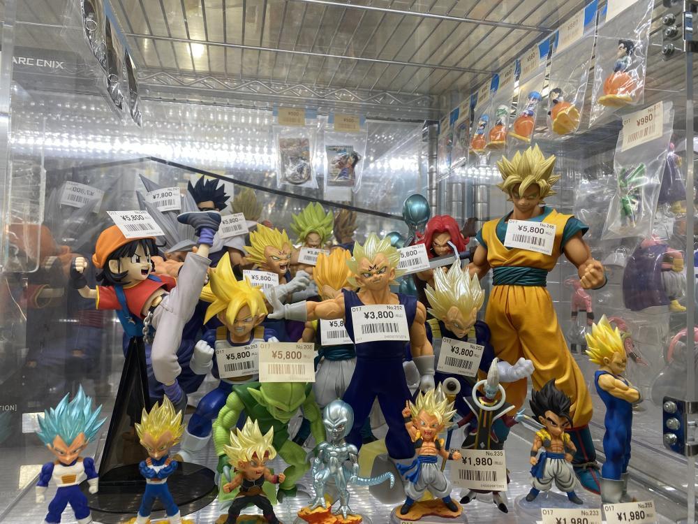 Lots of Dragon Balls