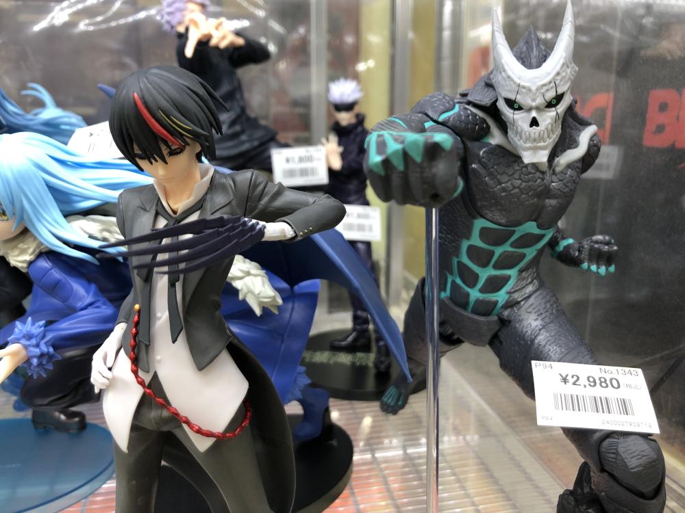 転生したらスライムだった件、怪獣8号