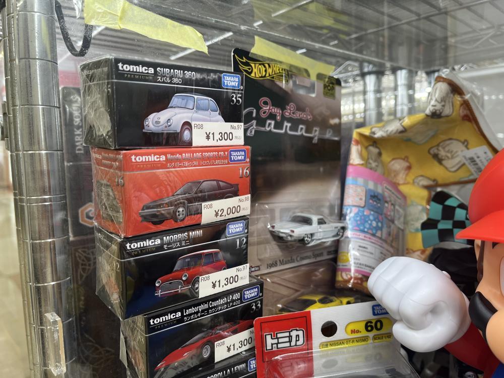 슈퍼 마리오와 미니 카 피규어 등