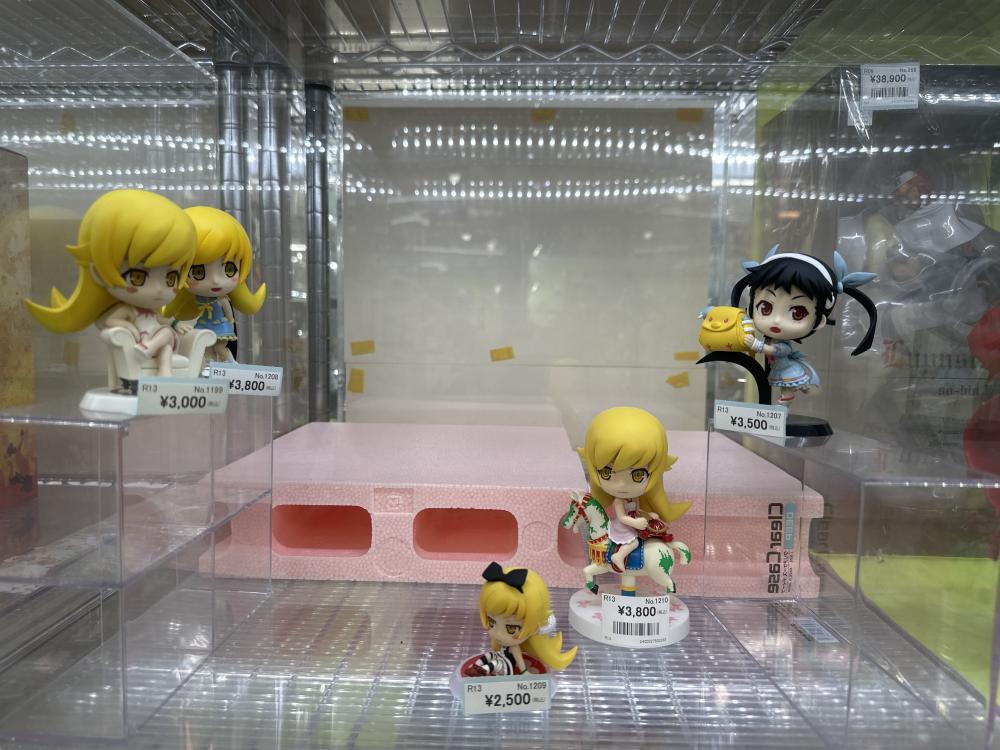 화 이야기 피규어