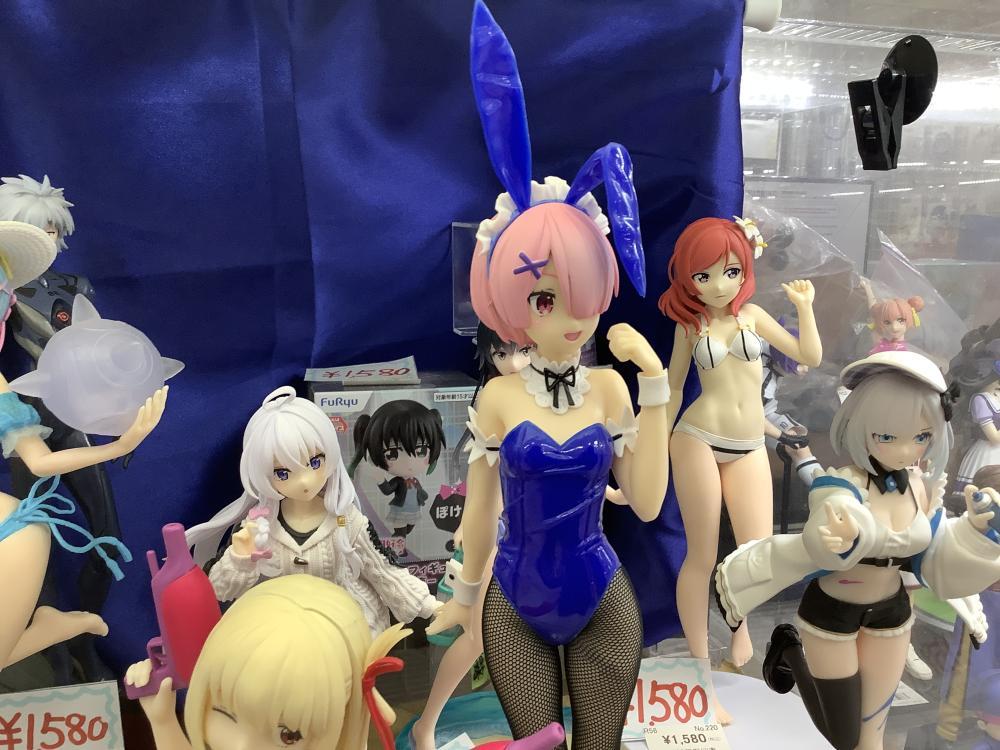 Re : 처음부터 시작하는 이세계 생활 외 피규어