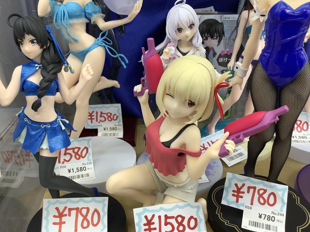 Re : 처음부터 시작하는 이세계 생활 외 피규어