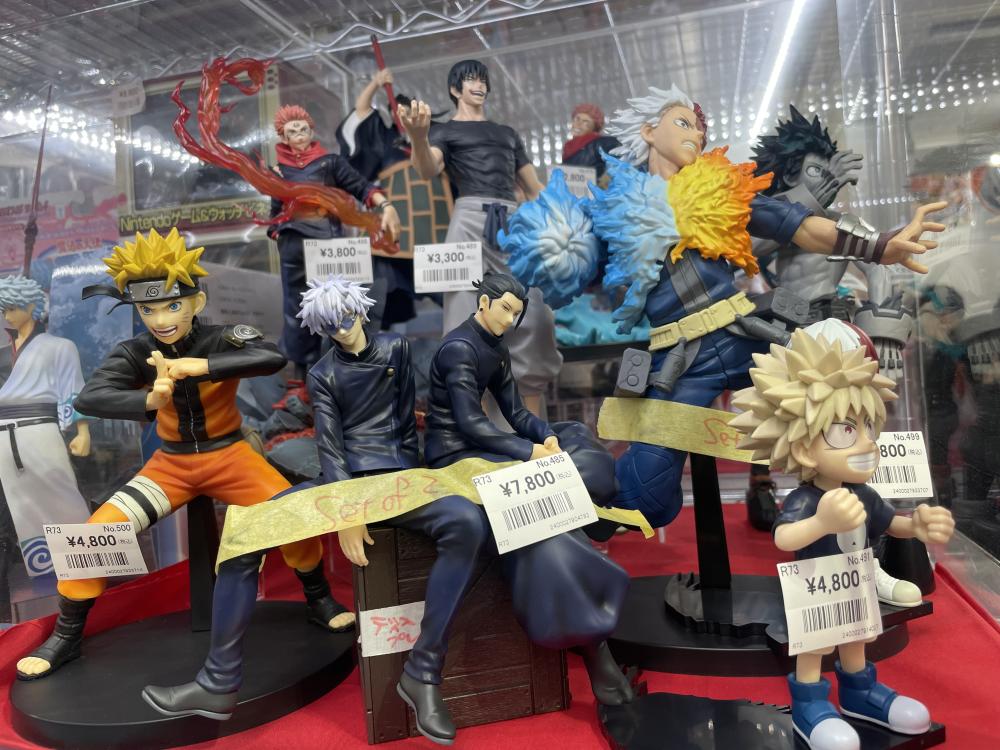 呪術廻戦　少年ジャンプ　フィギュア