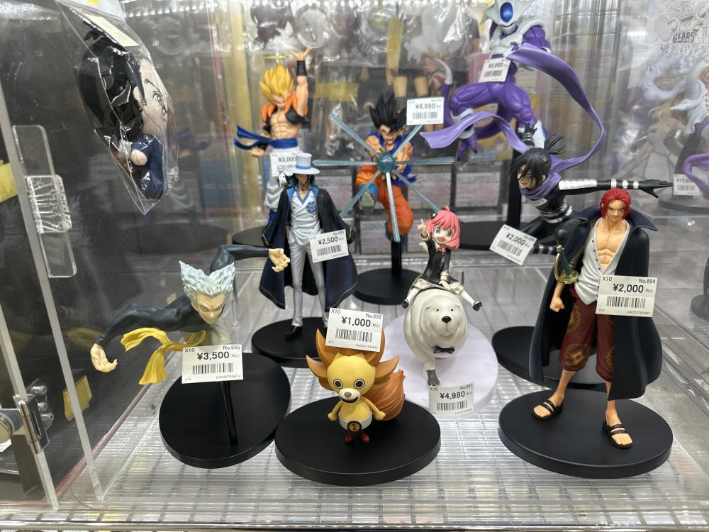anime figures