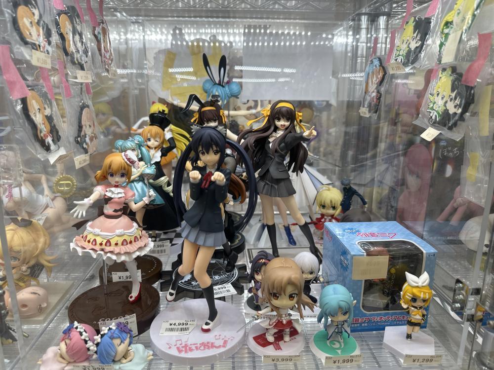 애니메이션 피규어 다양한