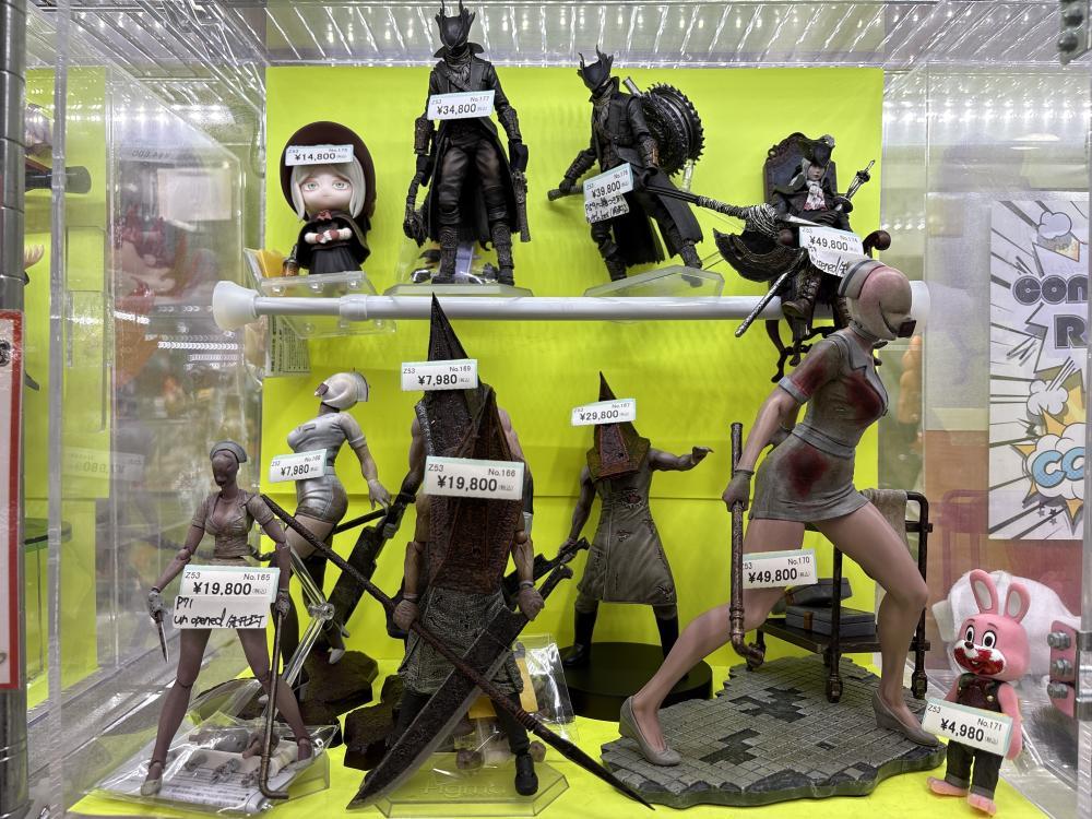 게임 피규어 컬렉션